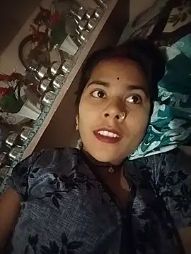 Pallavi cute online show from June 17, 9:16 pm
