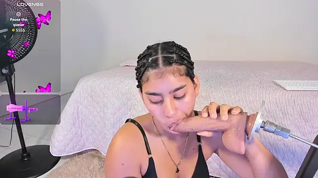 estrella sexylove online show from June 3, 2:33 pm