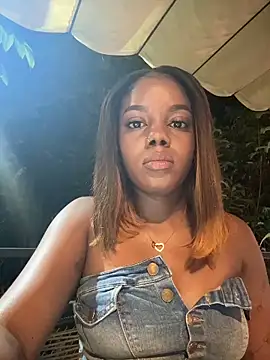 Alahia10 online show from March 22, 12:27 am