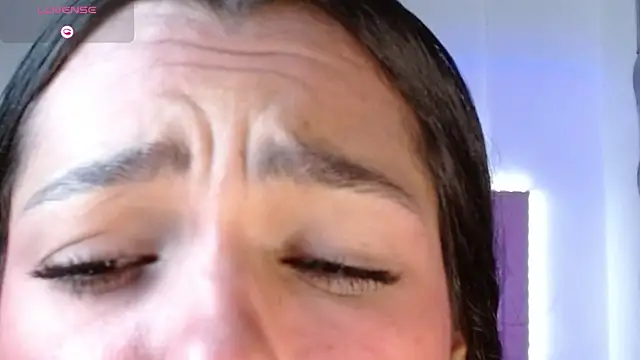 Kloe  watson online show from May 28, 2:53 am