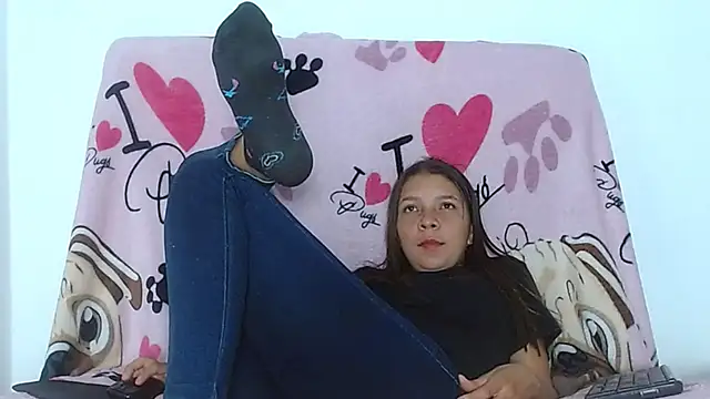ambar69noir online show from April 21, 11:56 pm