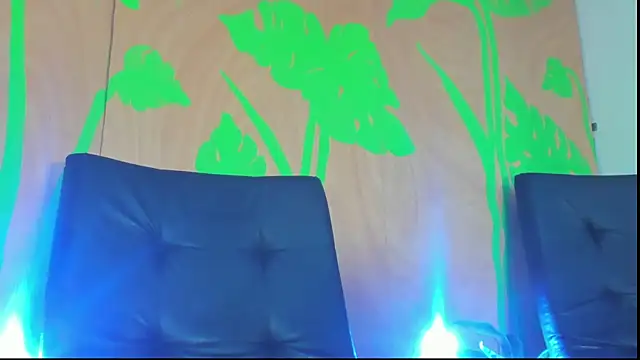 Isabella Rosewood online show from April 1, 3:31 pm