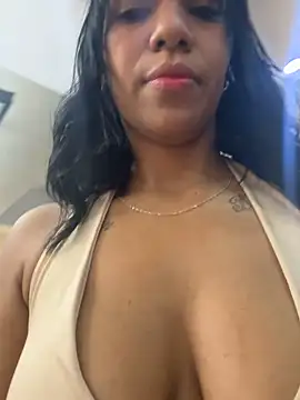 MonserratJons01 online show from May 3, 3:26 pm