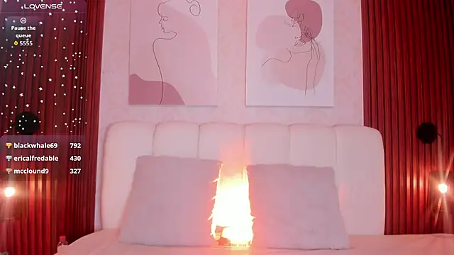 Maiasweet  online show from June 26, 5:41 am