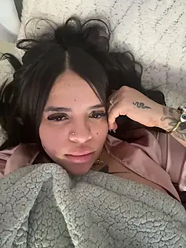 lili21906 online show from March 18, 11:42 pm