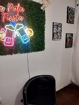 Franchescatoop online show from April 5, 2:10 am