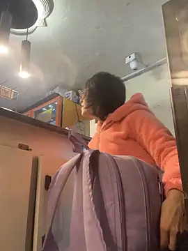 samantha dulce online show from April 5, 9:47 pm