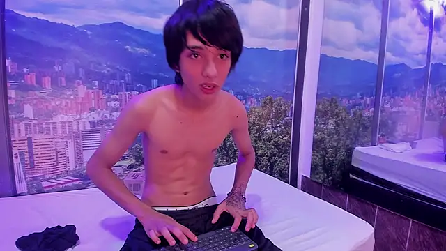 NickAndTylor online show from May 1, 2:53 pm