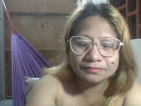 PinayChristine online show from June 25, 3:46 pm