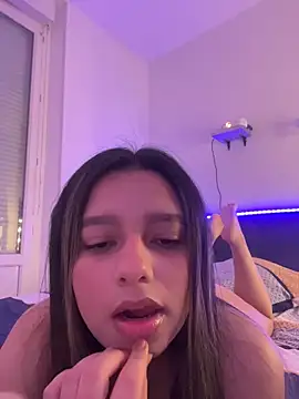 Lusty Lunaa online show from March 30, 7:08 am