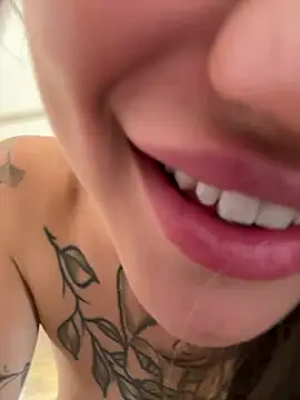 SaintSquirt online show from July 18, 1:02 pm