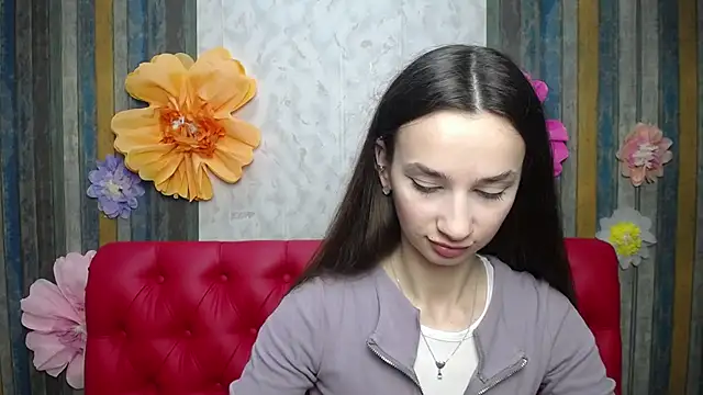 Je55icaBreeze online show from April 3, 10:57 am