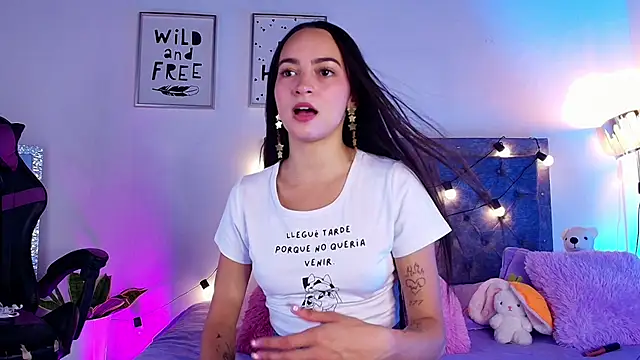 Daphne Rosse online show from July 29, 3:34 pm