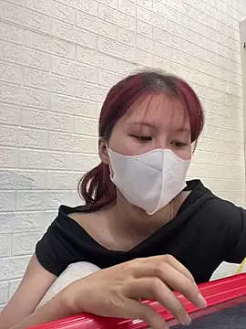 Bethiencute online show from April 28, 9:13 am