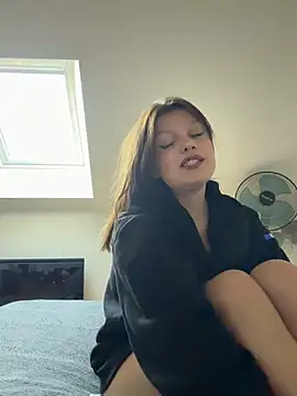 Snapshot of oce_xxx chatting on April 4, 5:12 pm oce xxx online show from April 4, 5:12 pm