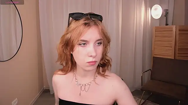 miraiakik online show from July 19, 1:46 pm
