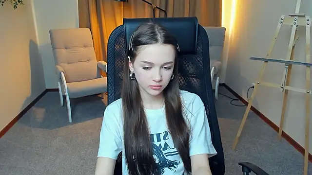 SharriSang online show from March 28, 12:04 pm