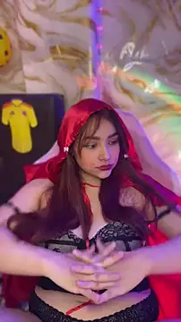 SweetLittleRed online show from June 18, 7:21 am