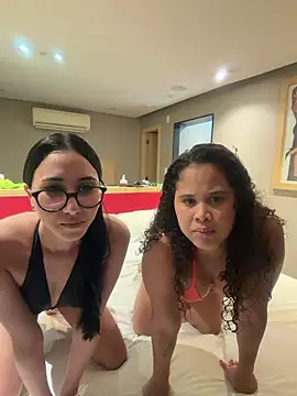 juliacosta online show from June 1, 9:49 pm