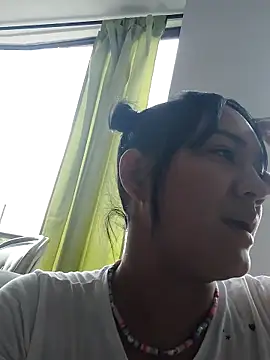 Medusa Kitty online show from April 1, 4:04 pm