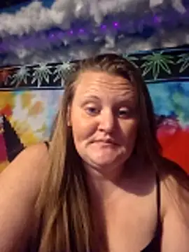 Prettylilstoner0420 online show from April 13, 3:46 pm