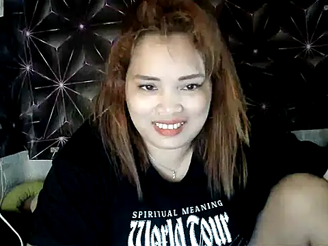 Hugeboobies69 online show from July 18, 11:51 pm
