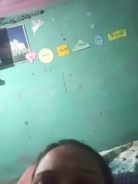 riyaa sexyy online show from April 4, 6:51 pm