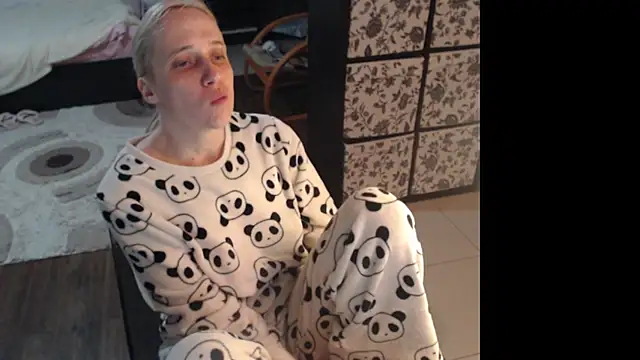 Sweet hot shrmp online show from April 11, 7:17 pm