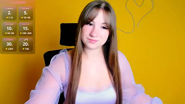 Tiffani Angel online show from July 16, 11:15 am