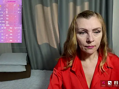 verywetforyou online show from June 5, 10:43 am