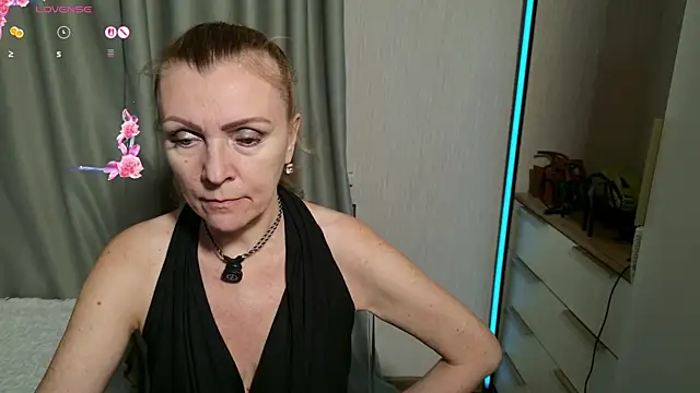 verywetforyou online show from July 19, 2:08 pm