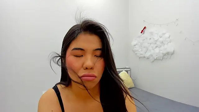 ainel kim online show from June 4, 4:50 am