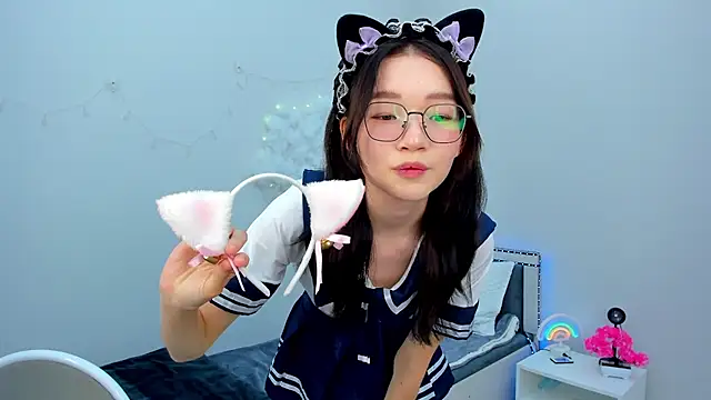 syuri sun online show from June 3, 2:33 pm