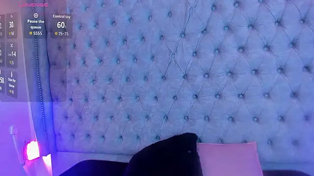 Gyal Smith online show from July 10, 3:40 am