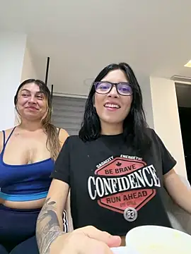 luna swee online show from April 22, 12:51 am