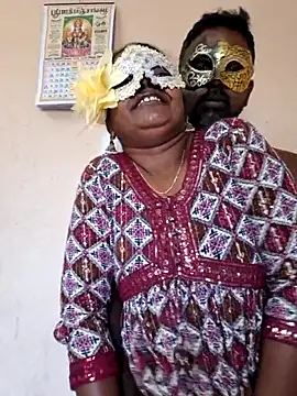 pixelcouples online show from April 3, 6:11 am