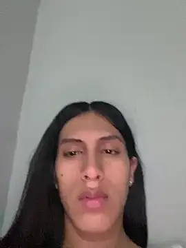 luna duque online show from June 23, 3:43 pm