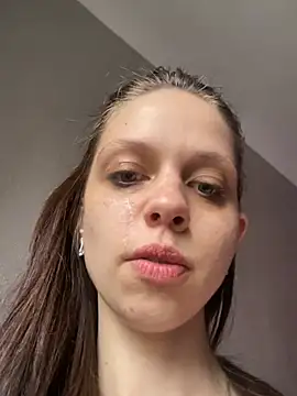 HotGirl1701 online show from April 9, 10:20 am