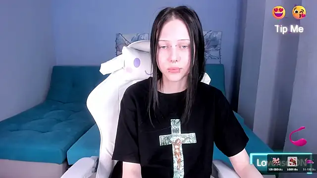 SugarBunny18 online show from June 4, 4:39 am