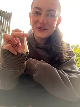 MiaLovesxxx online show from June 13, 3:31 pm