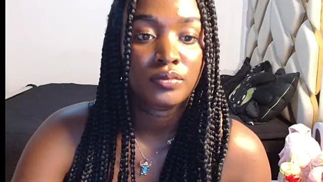YANADEBAYO online show from June 3, 11:32 pm