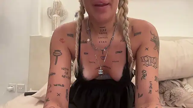 jesswilde xo online show from May 5, 11:13 am