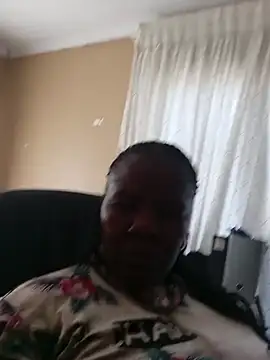 ZOELINKZ online show from July 20, 12:40 pm