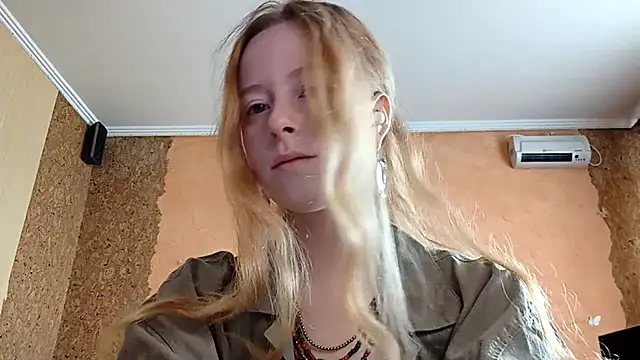 KateVibe 01 online show from June 4, 10:03 pm