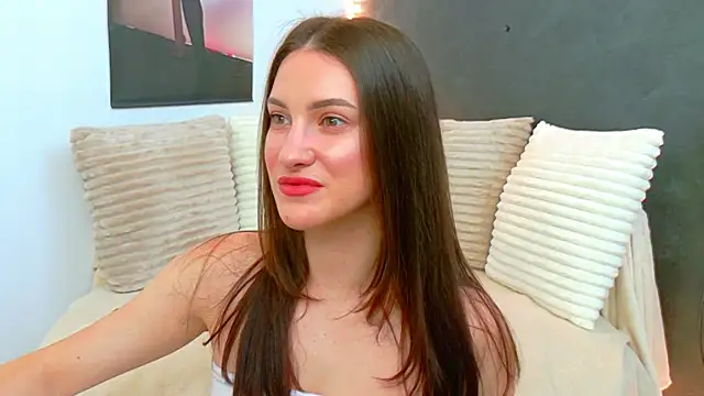 Amira a online show from July 20, 4:37 am