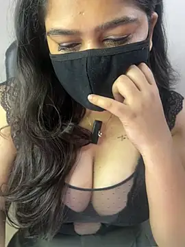 sarasofiaa  online show from June 14, 10:59 am