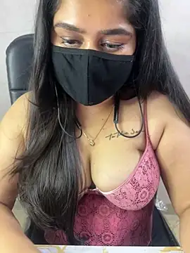 sarasofiaa  online show from May 17, 5:34 pm