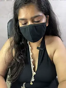 sarasofiaa  online show from July 9, 7:27 pm