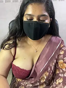sarasofiaa  online show from July 12, 7:47 pm