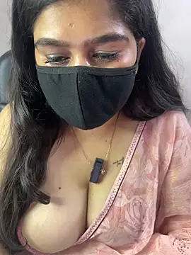 sarasofiaa  online show from June 21, 6:56 pm
